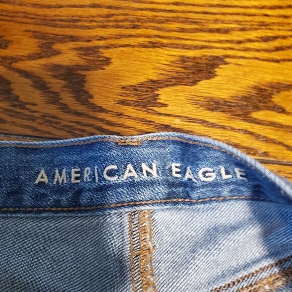 American Eagle blue jean Mom shorts sz 6 - Picture 2 of 5